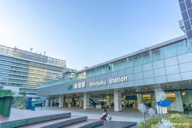 サザンスカイタワーレジデンス最寄八王子駅から新宿駅まで